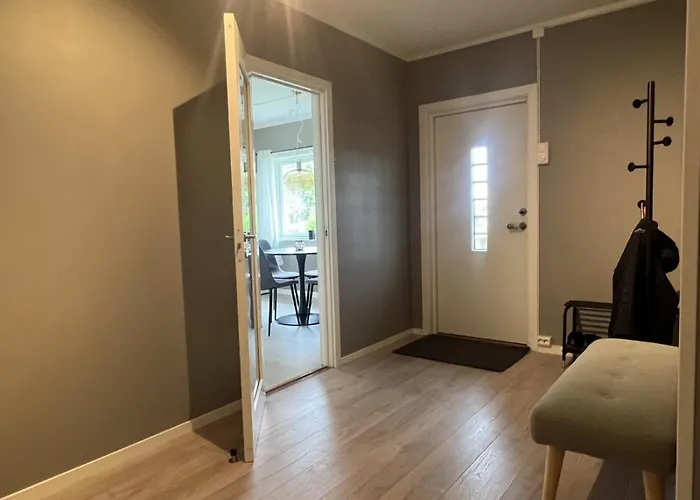 Mountain Peak Retreat